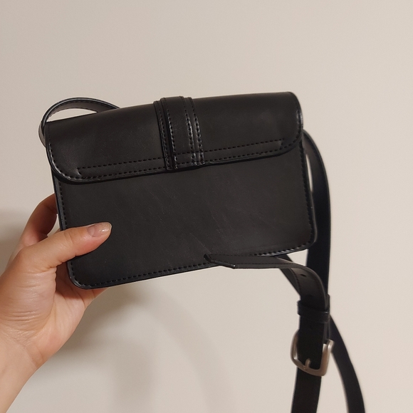 Urban outfitter black side bag - Picture 6 of 8